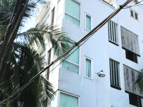 XÂY NHÀ BI LÚN NGHIENG