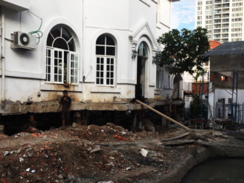 NÂNG NHÀ CHỐNG NGẬP